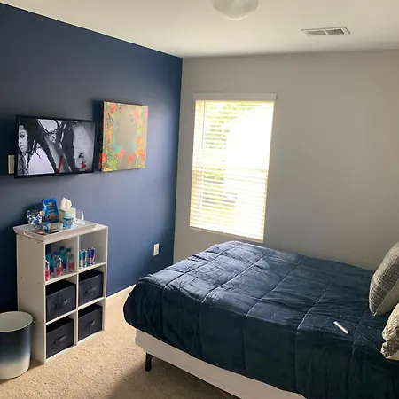 Kingsbrook Quarter Townhome - 20 Mins From Airport & Downtown